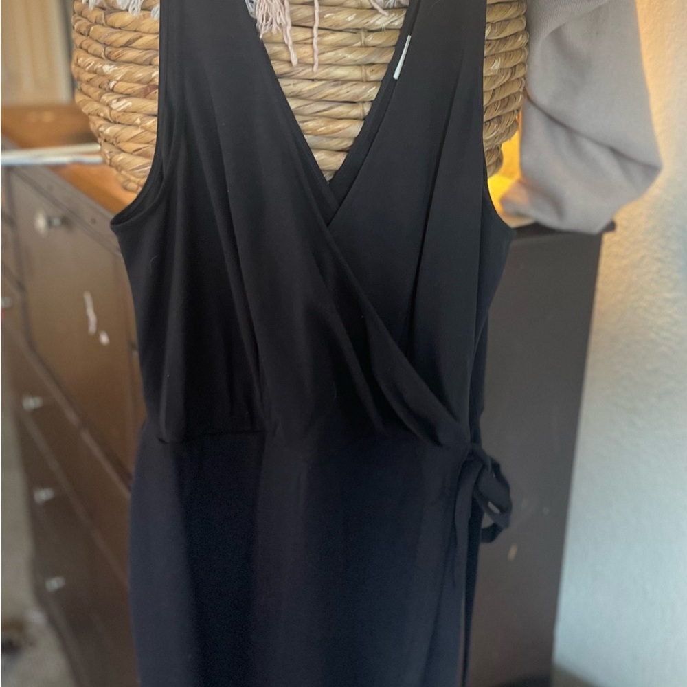 Cute black dress